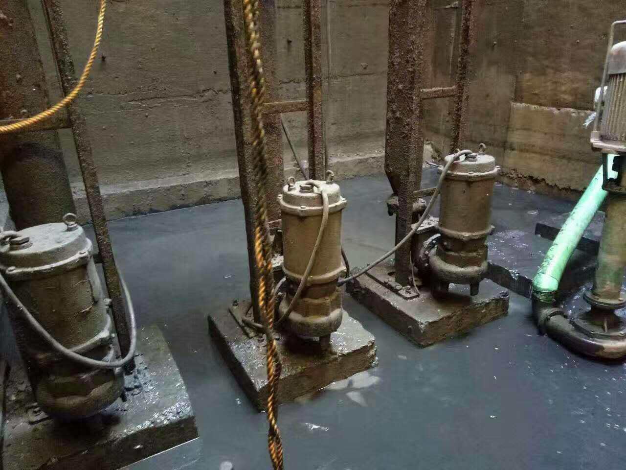 小店污水池清理